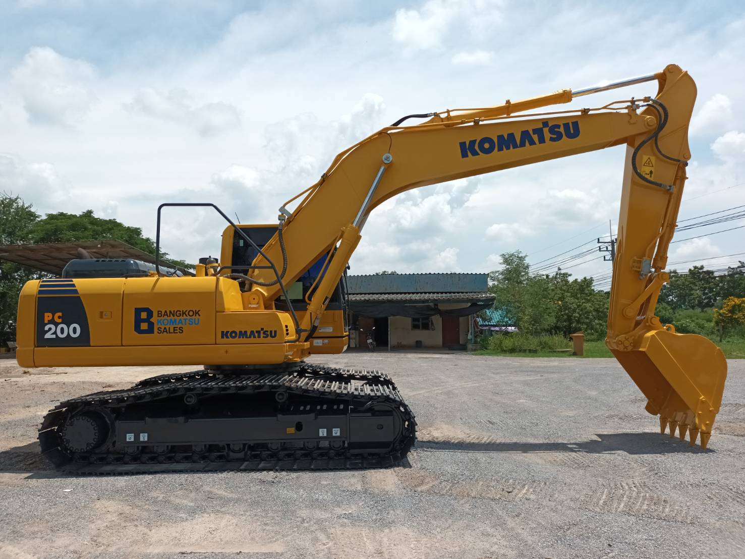 Komatsu 200-8MO เจ้าของขายเอง