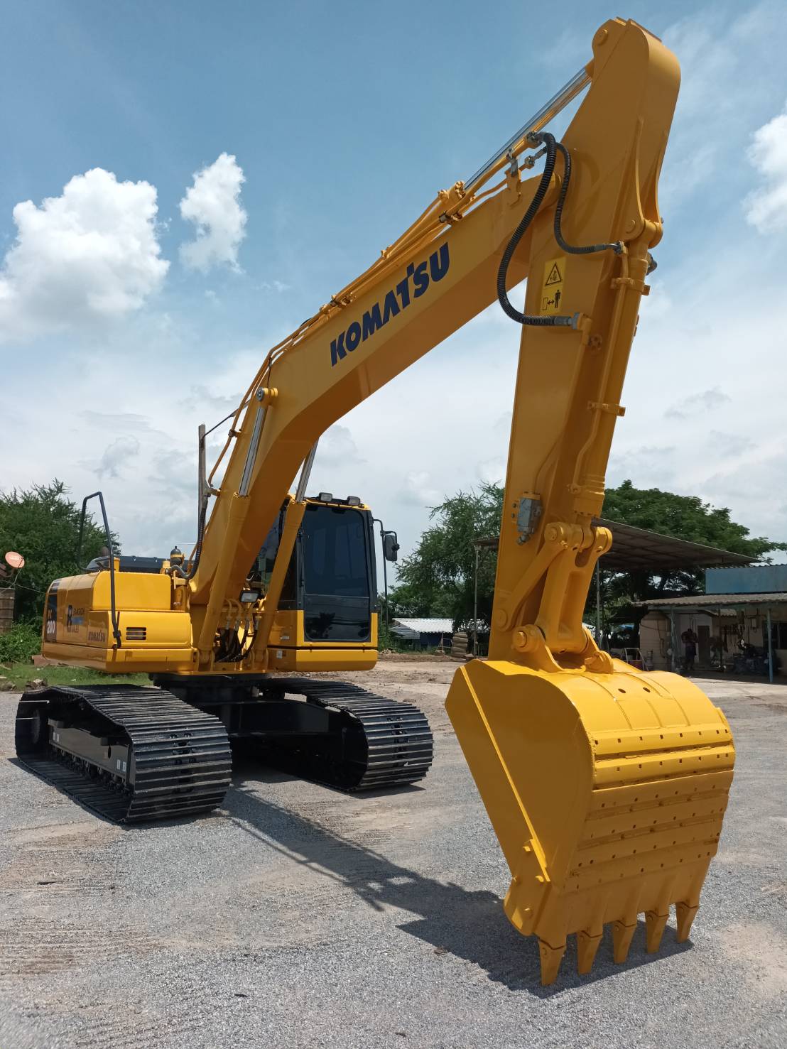 Komatsu 200-8MO เจ้าของขายเอง