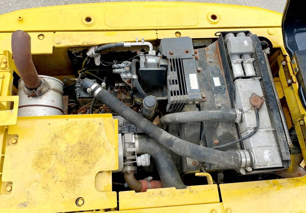 Komatsu 130-7เก่านอกระบบเต็มเอกสาร แจ้งจำหน่าย Komatsu 130-7เก่านอกระบบเต็มเอกสาร แจ้งจำหน่าย