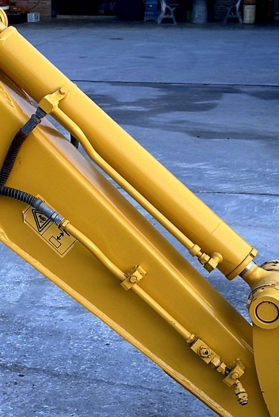 Komatsu 70-8เก่านอก3173ช.ม Komatsu 70-8เก่านอก3173ช.ม