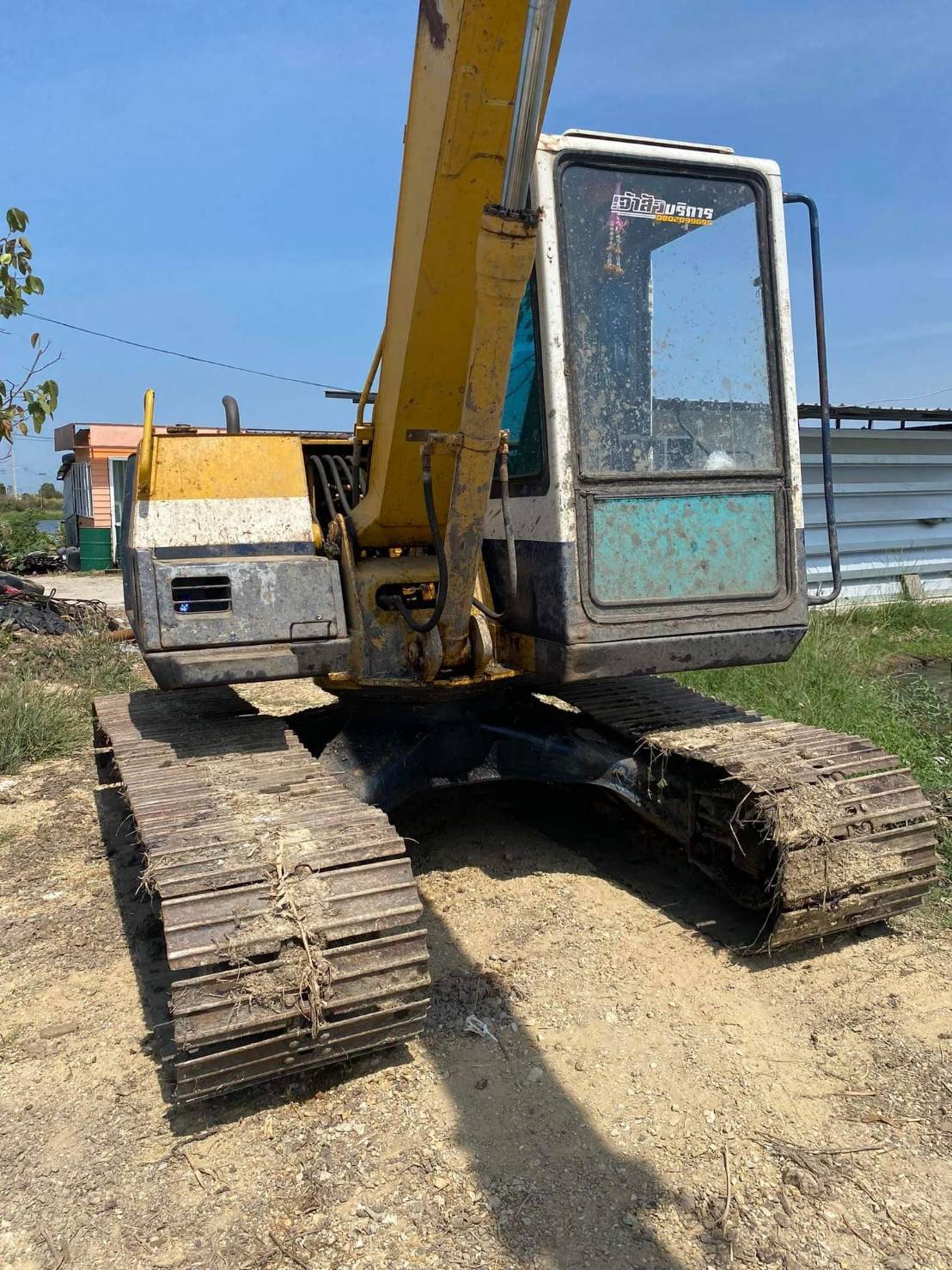 Komatsu60-5บูมยาวพร้อมโป๊ะคอนโทนน้ำมัน