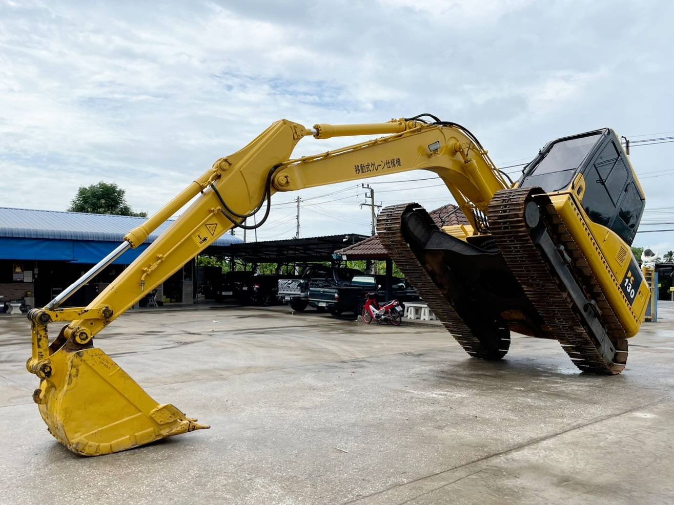 Komatsu 130-7เก่านอกระบบเต็มเอกสาร แจ้งจำหน่าย
