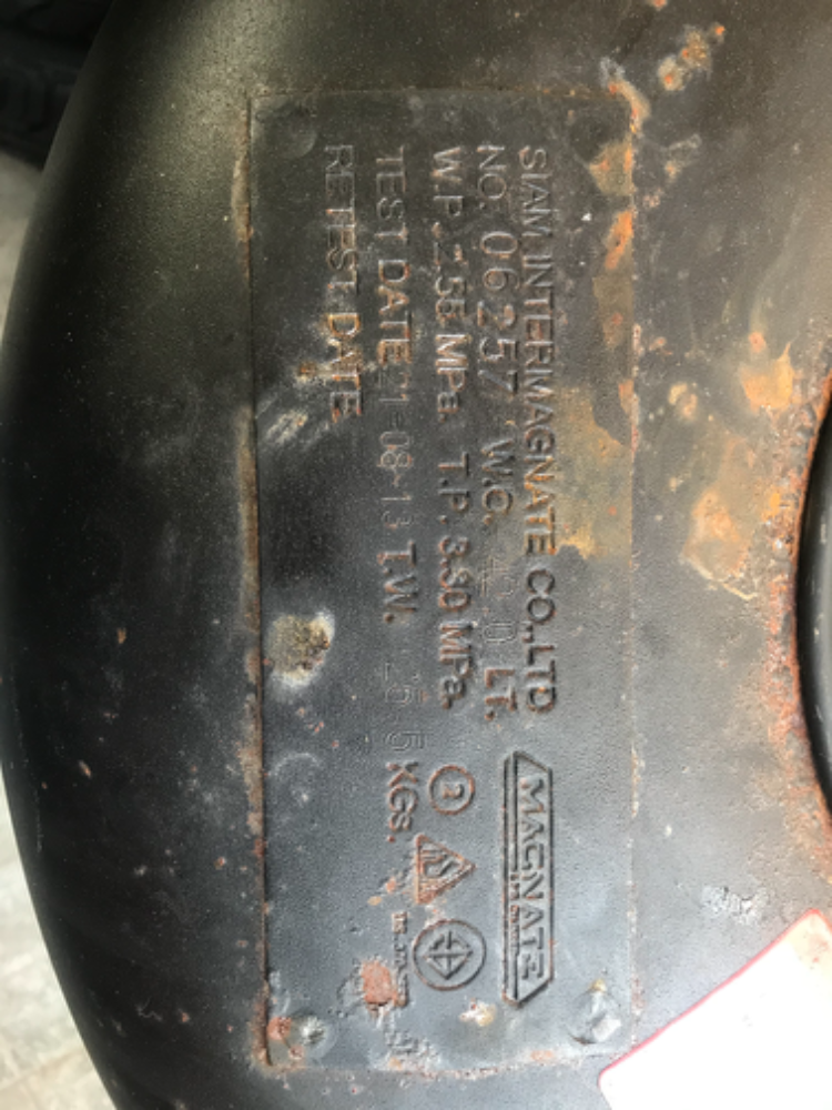 LPG ชุดแก้สหัวฉีด + ถังโดนัท LPG ชุดแก้สหัวฉีด + ถังโดนัท