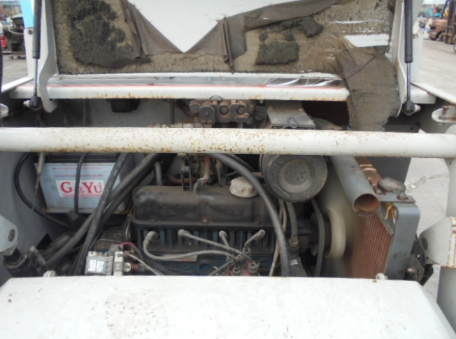 Vาย รถกวาดถนน POWER BOSS Made in U.S.A เครื่องยนต์เบนซิน TOYOTA รุ่น 4P กวาดขยะ ดูดฝุ่น กวาดเรียบ เก