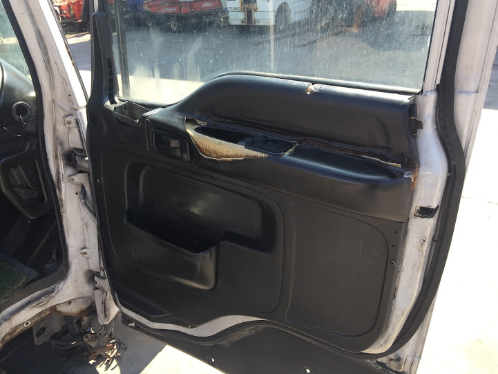 ขายหัวรถ ISUZU รุ่น GIGA มือ2นำเข้าจากญี่ปุ่น สภาพสวย ภายในสะอาด ไม่ผุ รุ่นใหม่ ทรงสวย น่าใช้งาน  ขายไม่แพง 38,000 บาท เท่านั้น