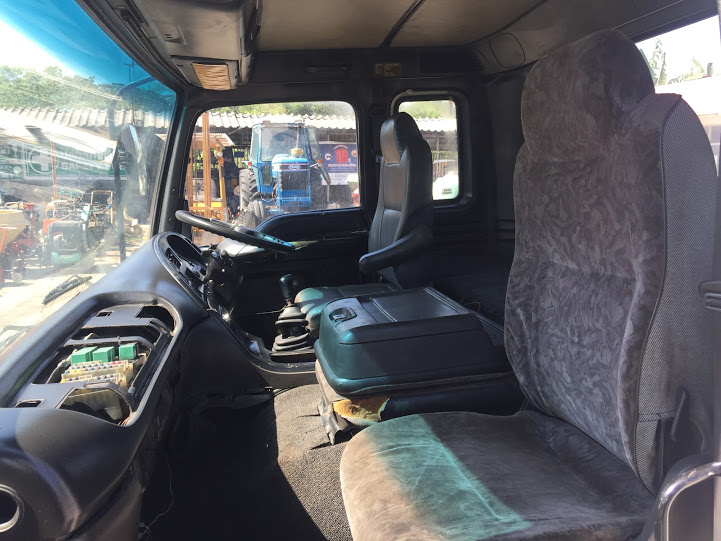 ขายหัวรถ ISUZU รุ่น GIGA มือ2นำเข้าจากญี่ปุ่น สภาพสวย ภายในสะอาด ไม่ผุ รุ่นใหม่ ทรงสวย น่าใช้งาน  ขายไม่แพง 38,000 บาท เท่านั้น