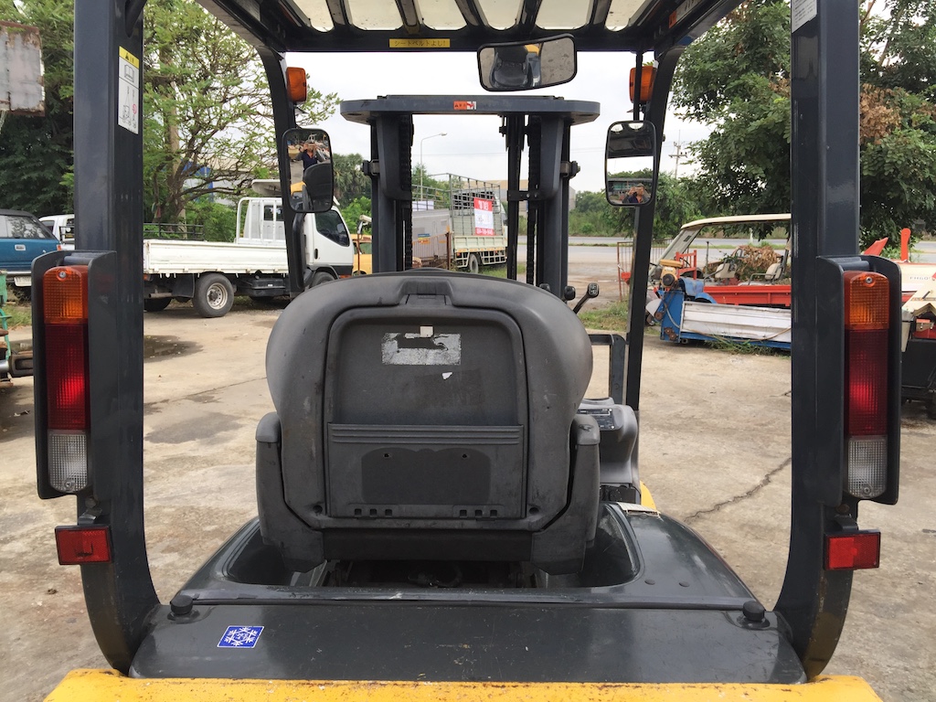 ขายรถโฟล์คลิฟท์ KOMATSU รุ่น FG25T-16 รุ่นใหม่ โฉมปัจจุบัน เครื่องเดิมเบนซิน เดินนิ่ม ระบบนุ่มนวล ทำ