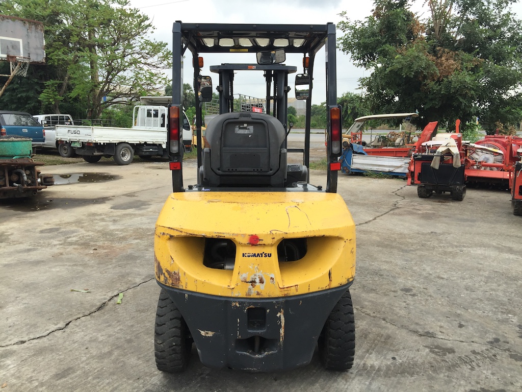 ขายรถโฟล์คลิฟท์ KOMATSU รุ่น FG25T-16 รุ่นใหม่ โฉมปัจจุบัน เครื่องเดิมเบนซิน เดินนิ่ม ระบบนุ่มนวล ทำ