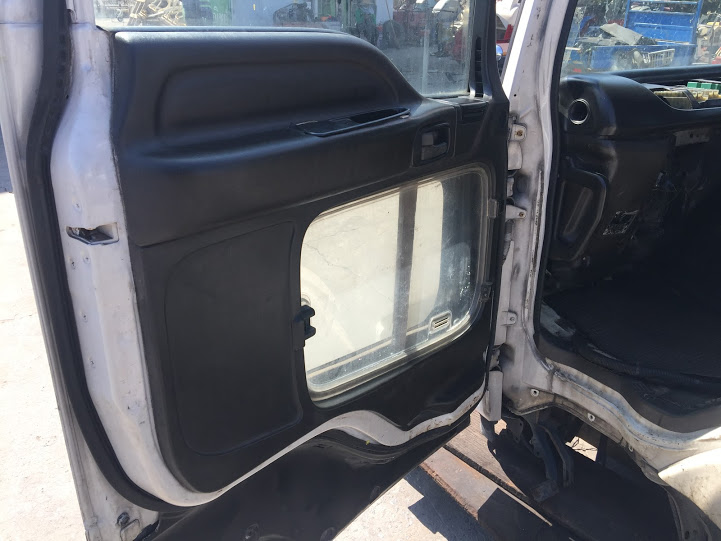 ขายหัวรถ ISUZU รุ่น GIGA มือ2นำเข้าจากญี่ปุ่น สภาพสวย ภายในสะอาด ไม่ผุ รุ่นใหม่ ทรงสวย น่าใช้งาน  ขายไม่แพง 38,000 บาท เท่านั้น