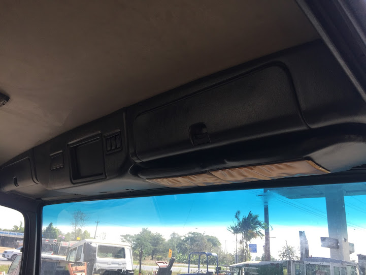 ขายหัวรถ ISUZU รุ่น GIGA มือ2นำเข้าจากญี่ปุ่น สภาพสวย ภายในสะอาด ไม่ผุ รุ่นใหม่ ทรงสวย น่าใช้งาน  ขายไม่แพง 38,000 บาท เท่านั้น