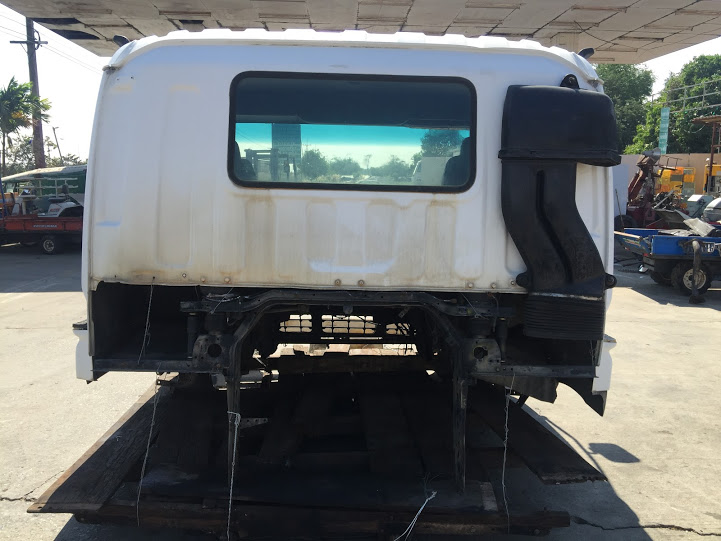 ขายหัวรถ ISUZU รุ่น GIGA มือ2นำเข้าจากญี่ปุ่น สภาพสวย ภายในสะอาด ไม่ผุ รุ่นใหม่ ทรงสวย น่าใช้งาน  ขายไม่แพง 38,000 บาท เท่านั้น