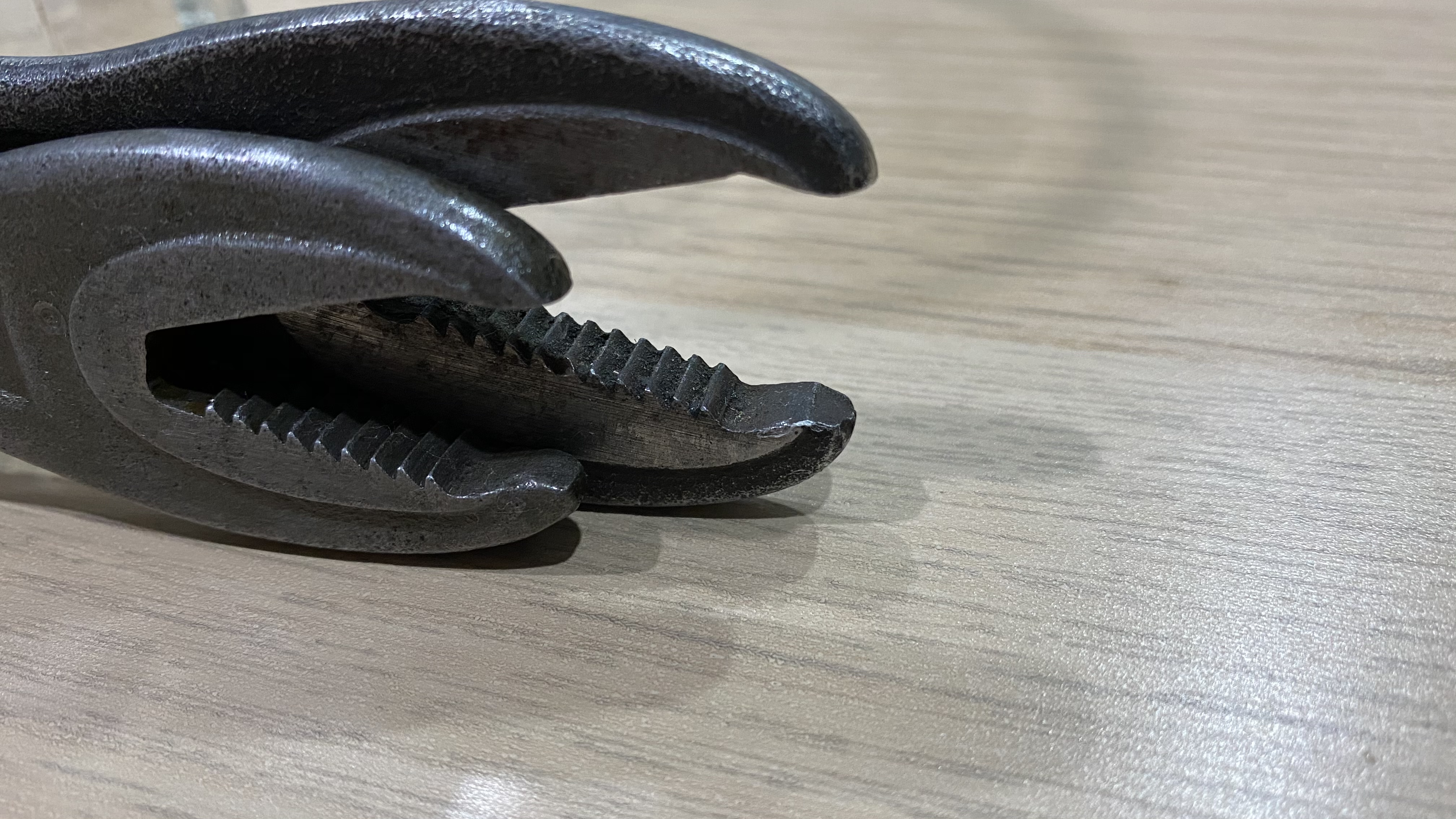 ประแจเลื่อน Bahco หางปลา 6",8"