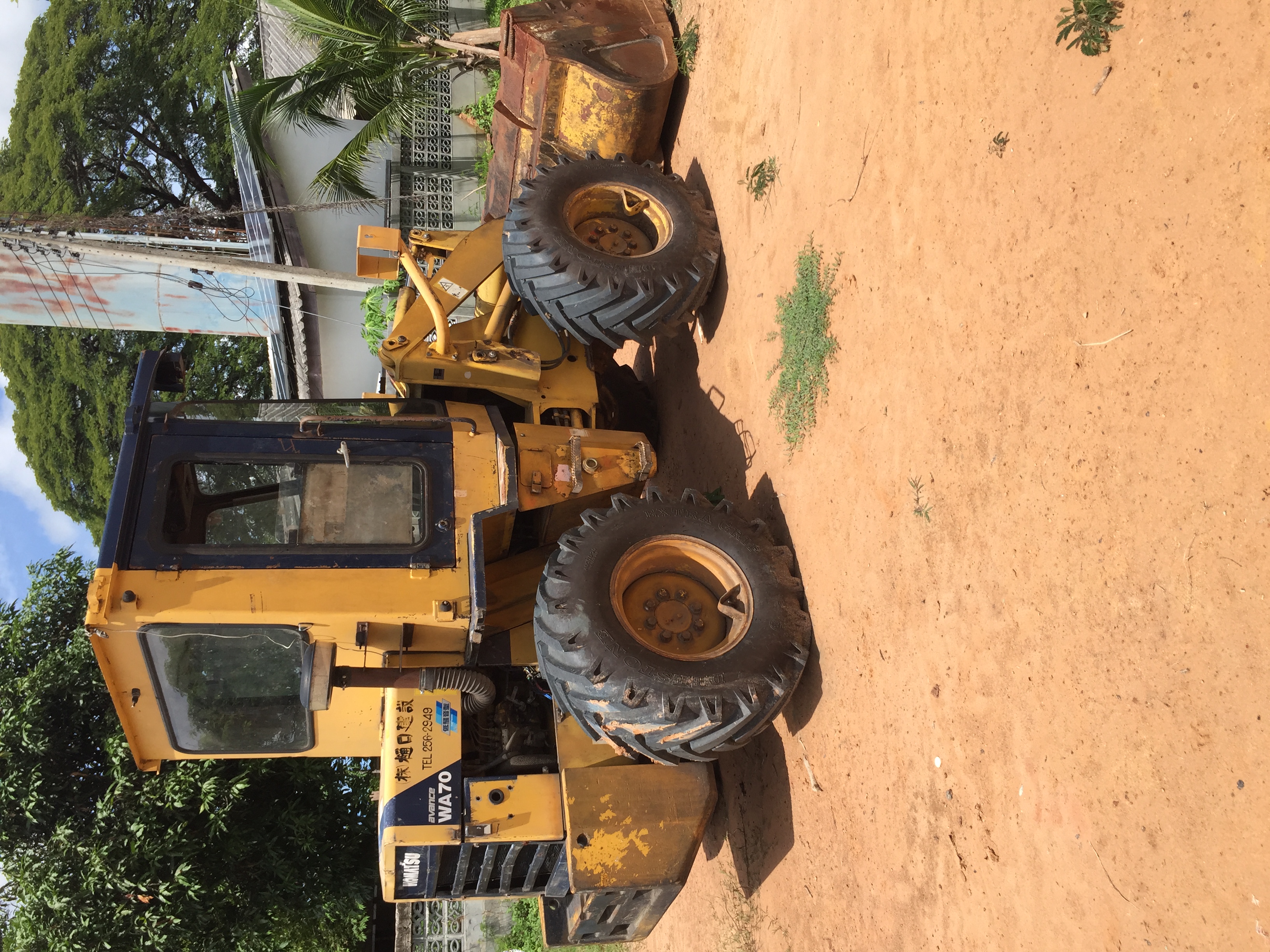 ขายรถตักล้อยาง komatsu wa70-1