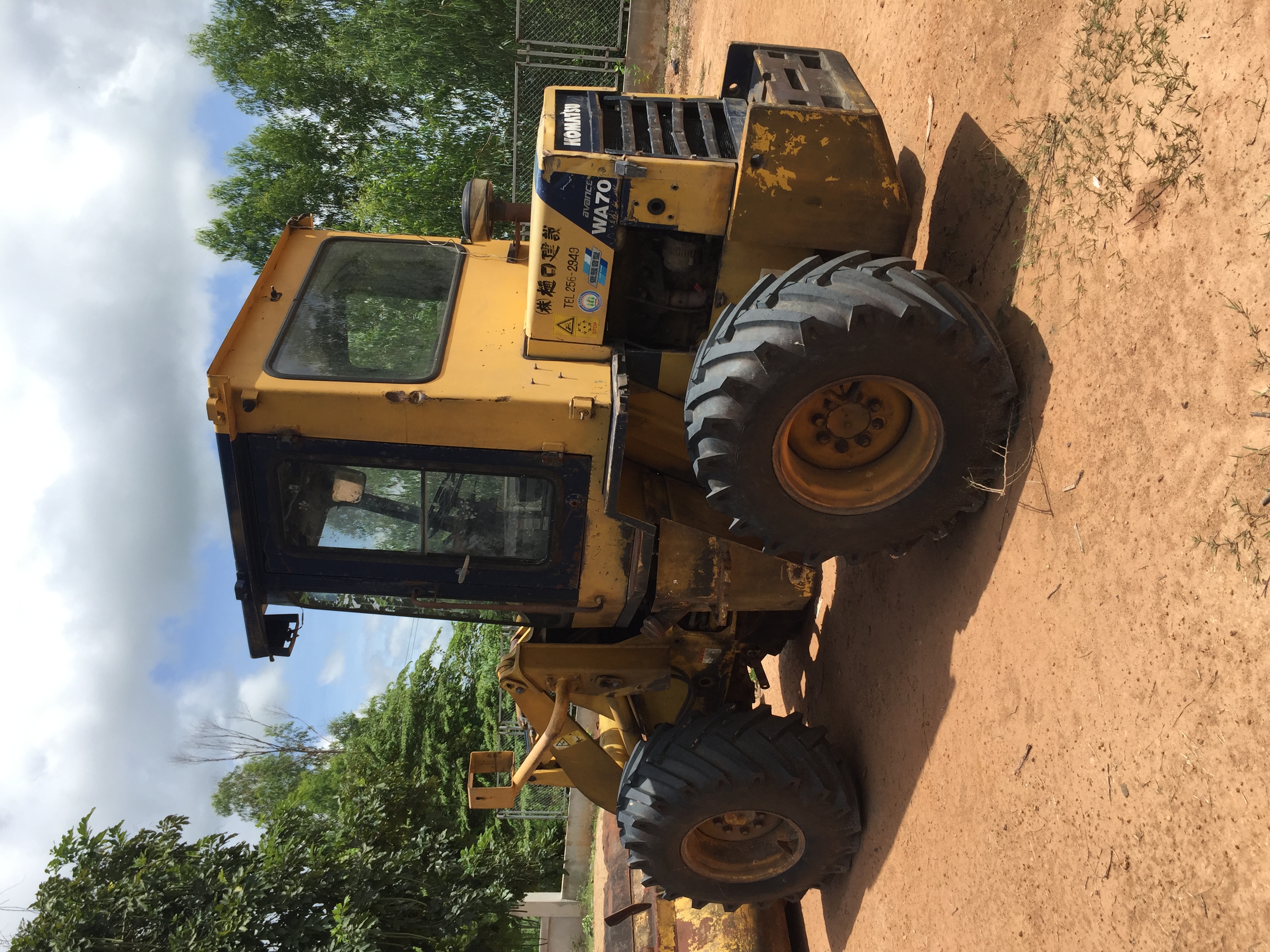 ขายรถตักล้อยาง komatsu wa70-1