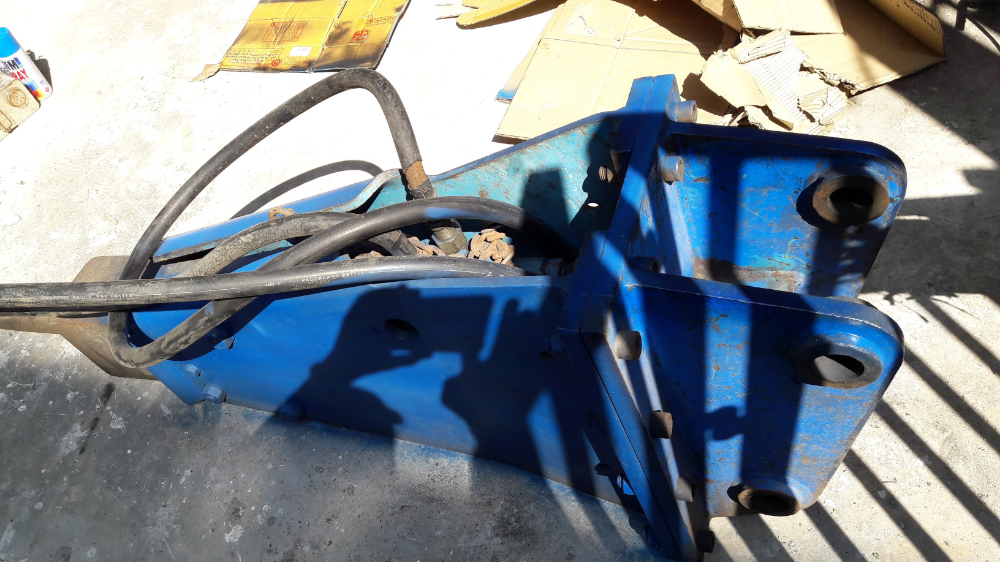 หัวกระแทก Krupp HM 301 น้ำหนัก 450 kg, เยอรมัน 084-5424150 หัวกระแทก Krupp HM 301 น้ำหนัก 450 kg, เยอรมัน 084-5424150