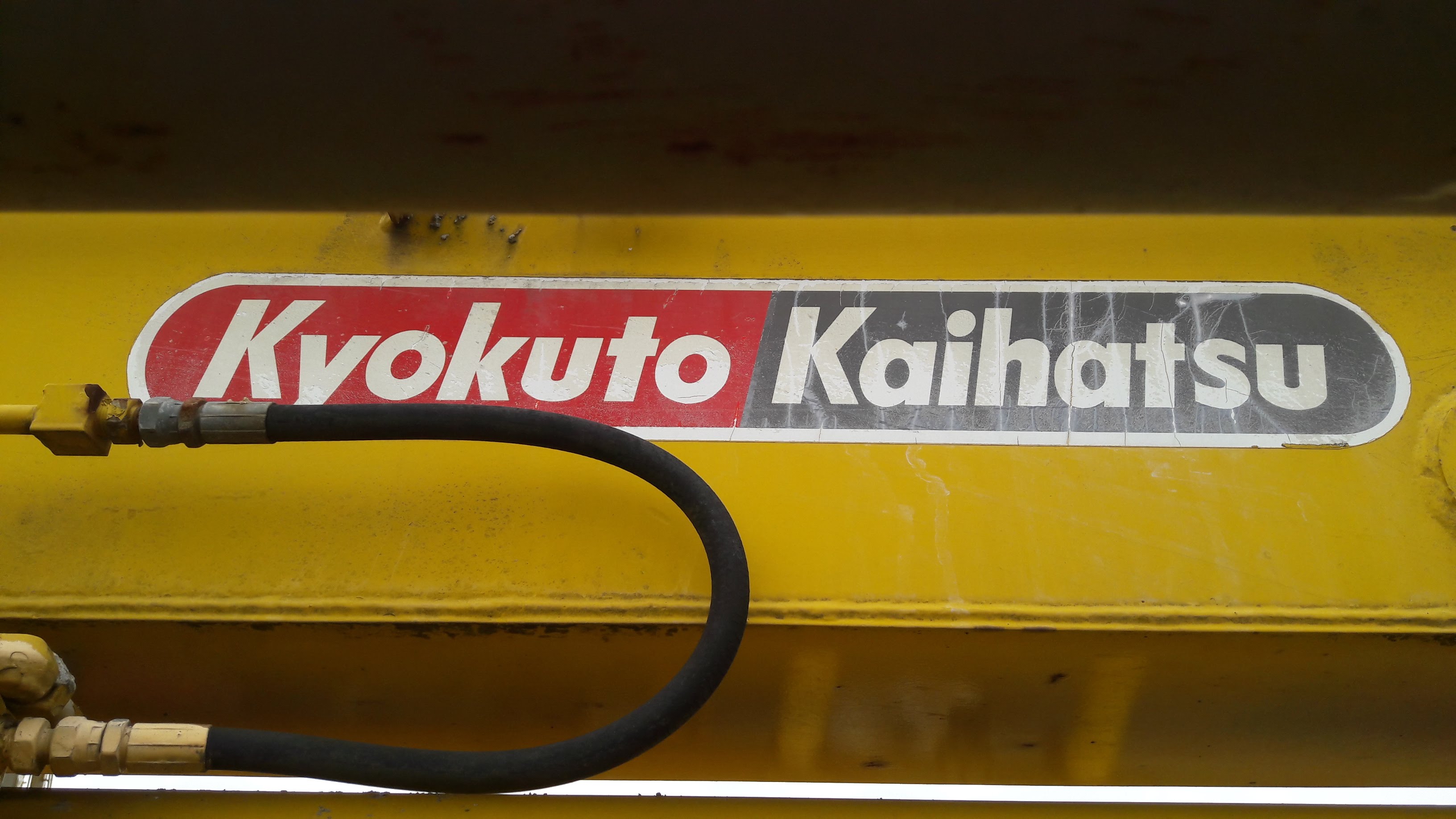 ขายเครื่องปั๊มคอนกรีต KYOKUTO PH65-18 ส่งได้18 เมตร มือสองจากญี่ปุ่น โทร 084-5424150