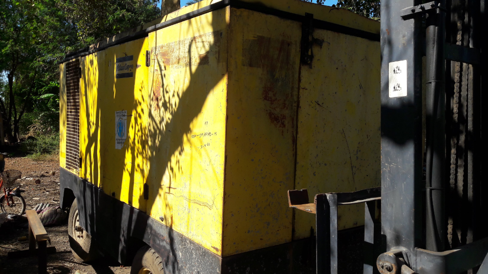 ขายเครื่องลม Atlas Copco พร้อมใช้ ขนาด 750 CFM 12-14.5 Bar สนใจ 0845424150