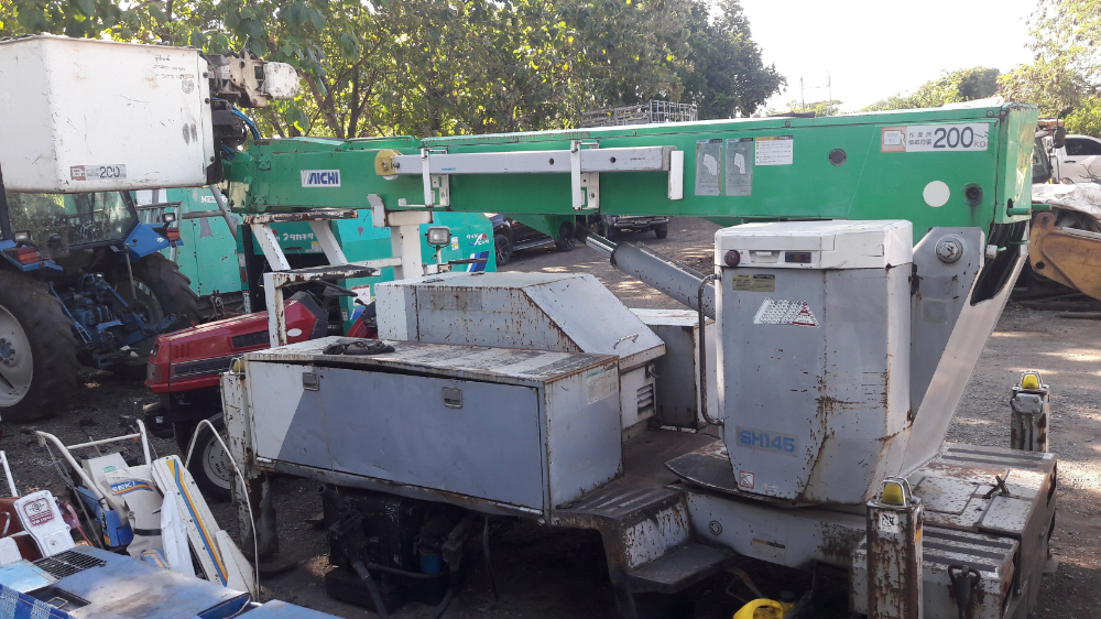 ขายกระเช้า AICHI SH145 พร้อเครื่อง ISUZU 3LB1 . เก่านอก 084-5424150