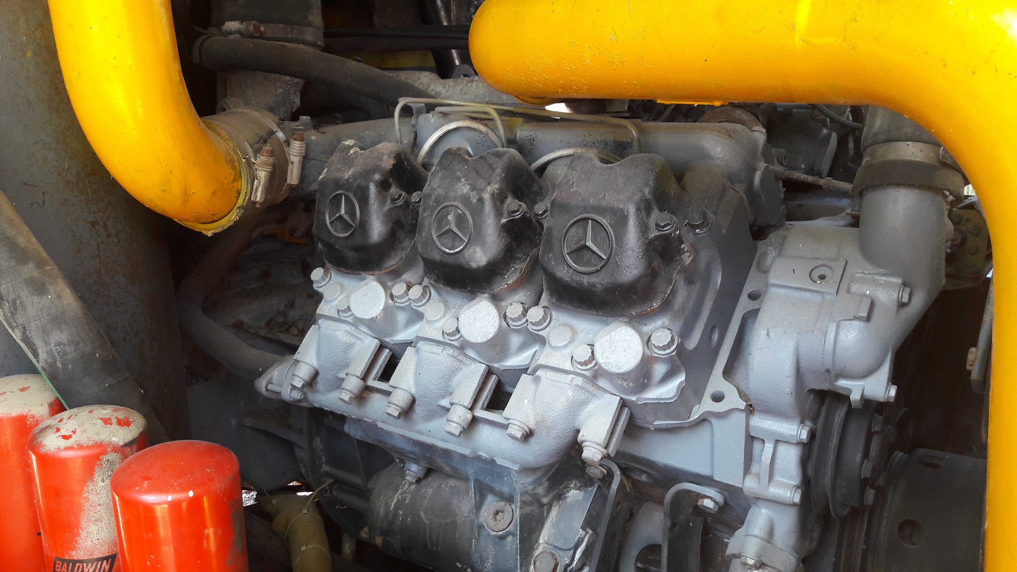 ขายเครื่องลม Atlas Copco พร้อมใช้ ขนาด 750 CFM 12-14.5 Bar สนใจ 0845424150