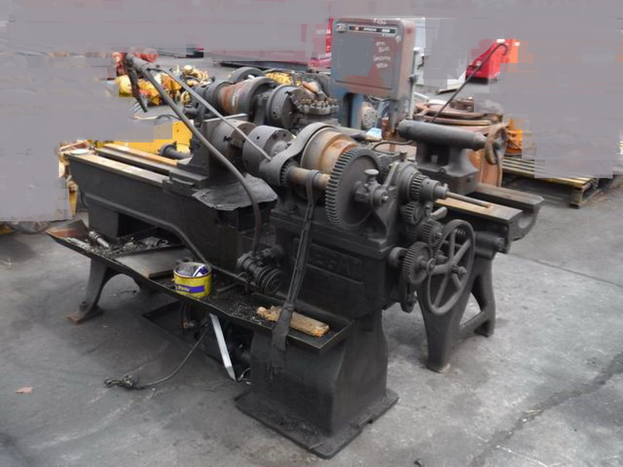 ขายเครื่องกลึง IKEGAI มี 2 ตัว ตัวละ 40,000 บ เก่าญี่ปุ่น ตามสภาพ สนใจโทรคุยกัน 084-542-4150