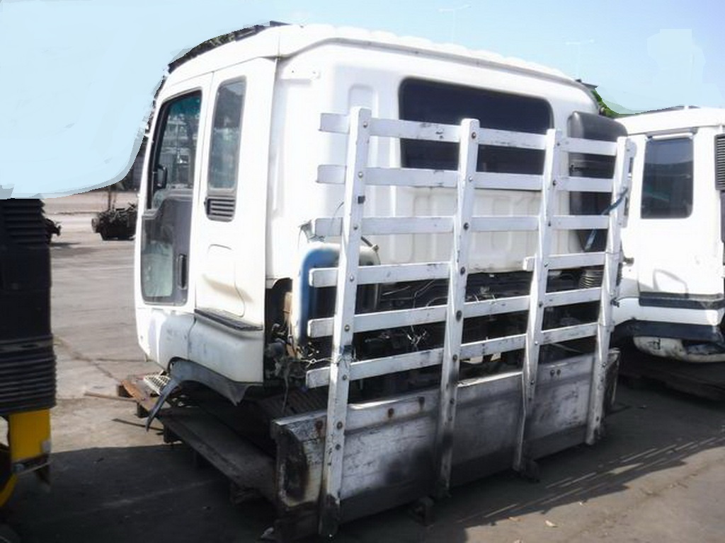 หัวเก๋ง ISUZU GIGA 3 ใบปัด เกียร์ธรรมดา กระจกไฟฟ้า เก่านอก ขาย 89000 084-5424150 หัวเก๋ง ISUZU GIGA 3 ใบปัด เกียร์ธรรมดา กระจกไฟฟ้า เก่านอก ขาย 89000 084-5424150