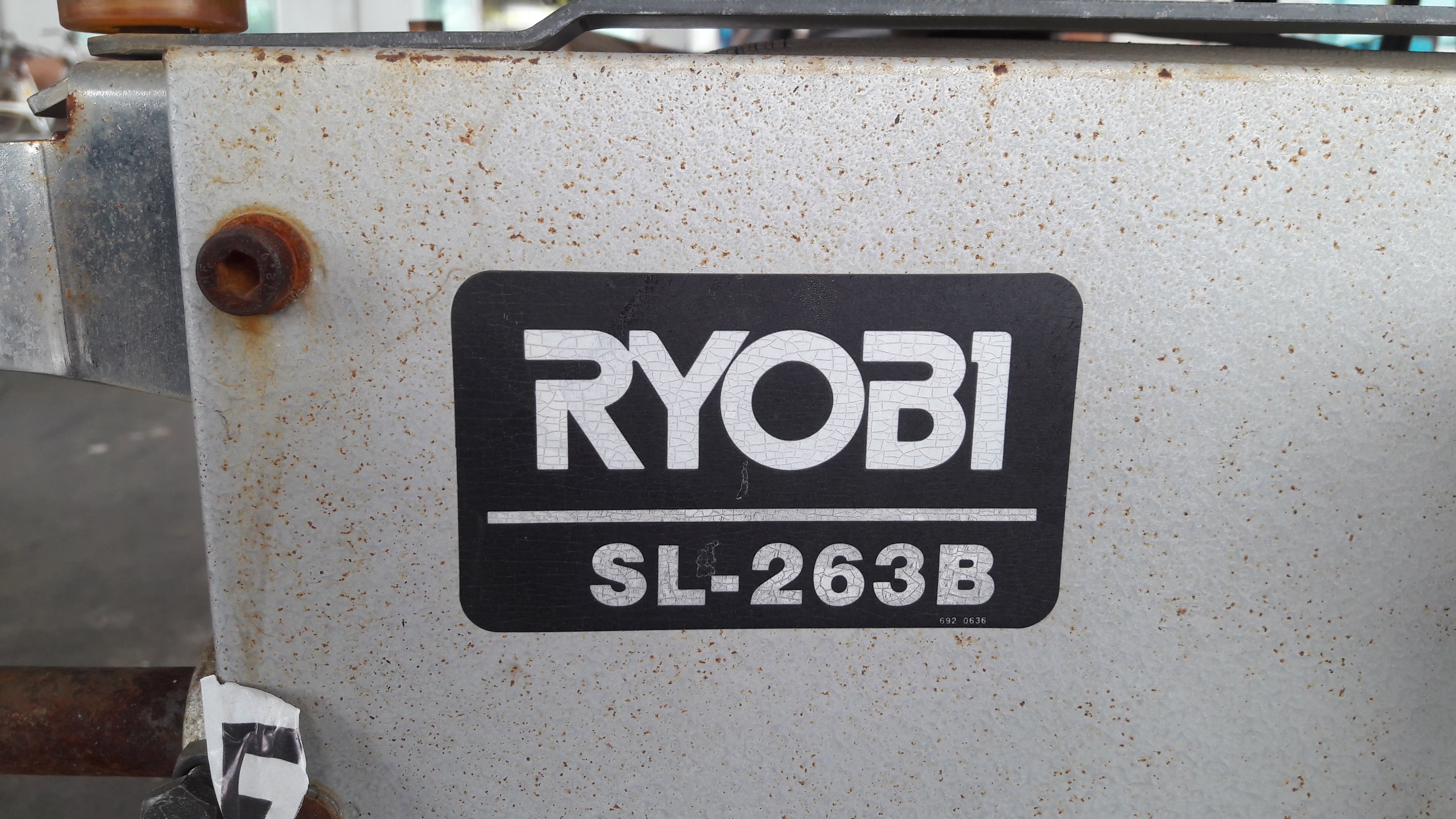 เครื่องไสไม้ RYOBI SL-263B มือ2 จากญี่ปุ่น ระบบไฟจากญี่ปุ่น ขายตามสภาพ ราคา 18,000 บาท