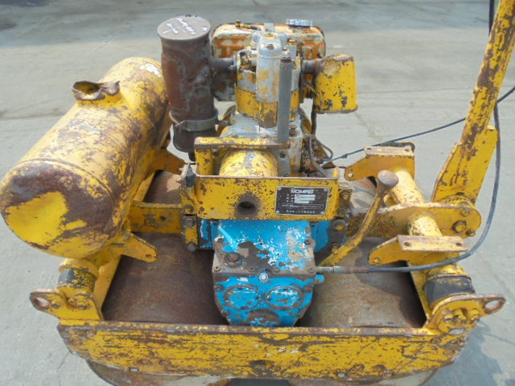 รถบดเดินตาม BOMAG BW65S เก่านอก ตามสภาพ 55,000 บ. โทร.084-542-4150 รถบดเดินตาม BOMAG BW65S เก่านอก ตามสภาพ 55,000 บ. โทร.084-542-4150