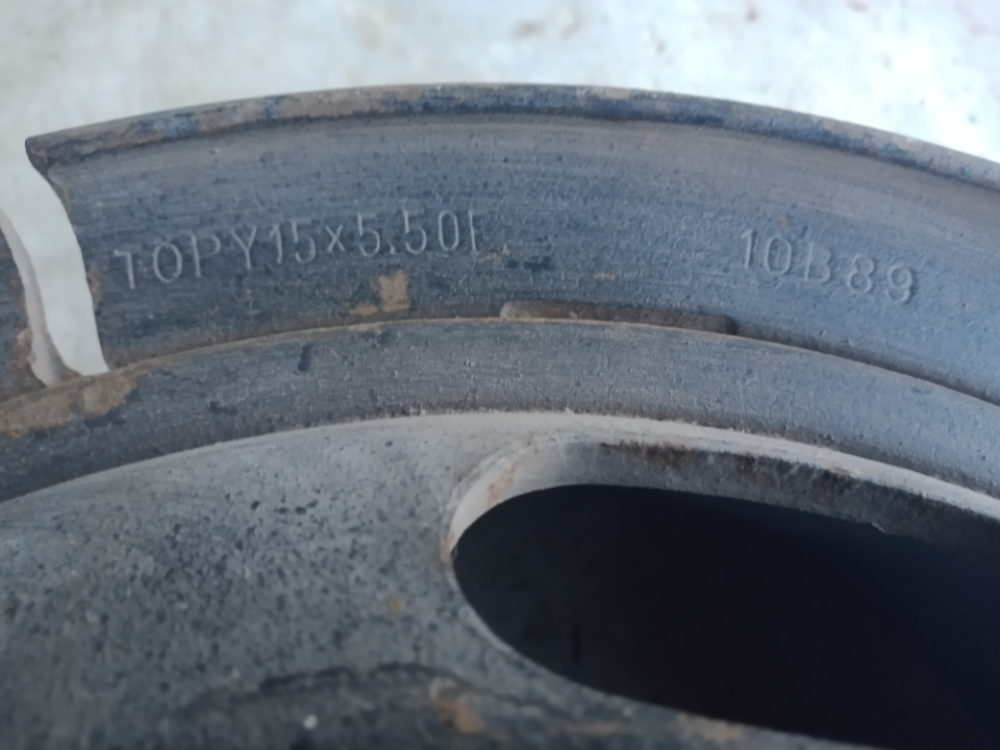 กระทะล้อ ผ้าใบTopyขอบ15 น๊อต 5รู สภาพดี โทร.099-121-1395 กระทะล้อ ผ้าใบTopyขอบ15 น๊อต 5รู สภาพดี โทร.099-121-1395