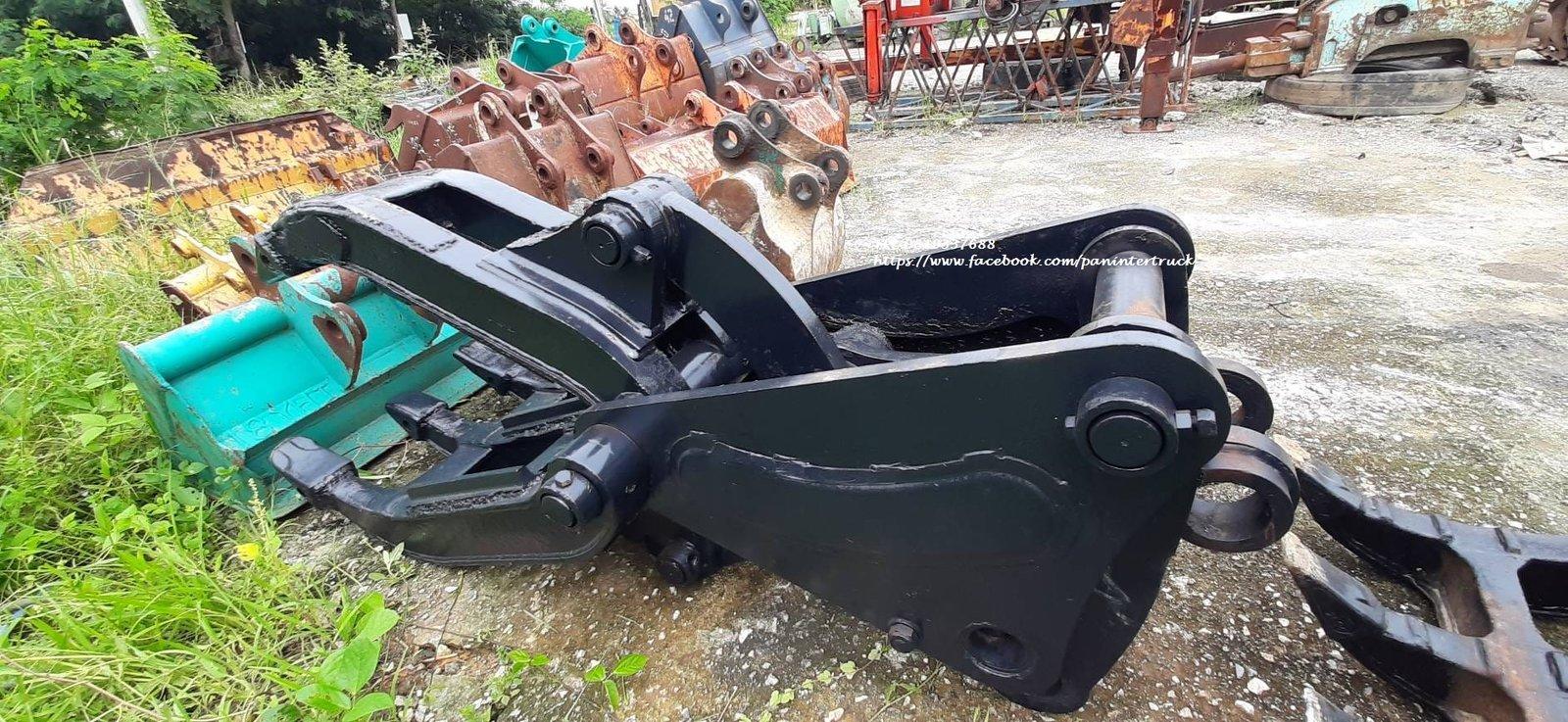 ราคาเพียง 39,900 บาท ตัวคีบปากหนีบไม้ แบบธรรมดา /แบบกรรไกร
GRAPPLE FOR EXCAVATOR 
อุปกรณ์รองรับ สำหรับรถขุดไซค์ 100,120,135