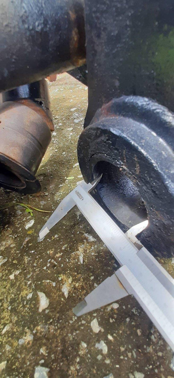 ราคาเพียง 39,900 บาท ตัวคีบปากหนีบไม้ แบบธรรมดา /แบบกรรไกร
GRAPPLE FOR EXCAVATOR 
อุปกรณ์รองรับ สำหรับรถขุดไซค์ 100,120,135