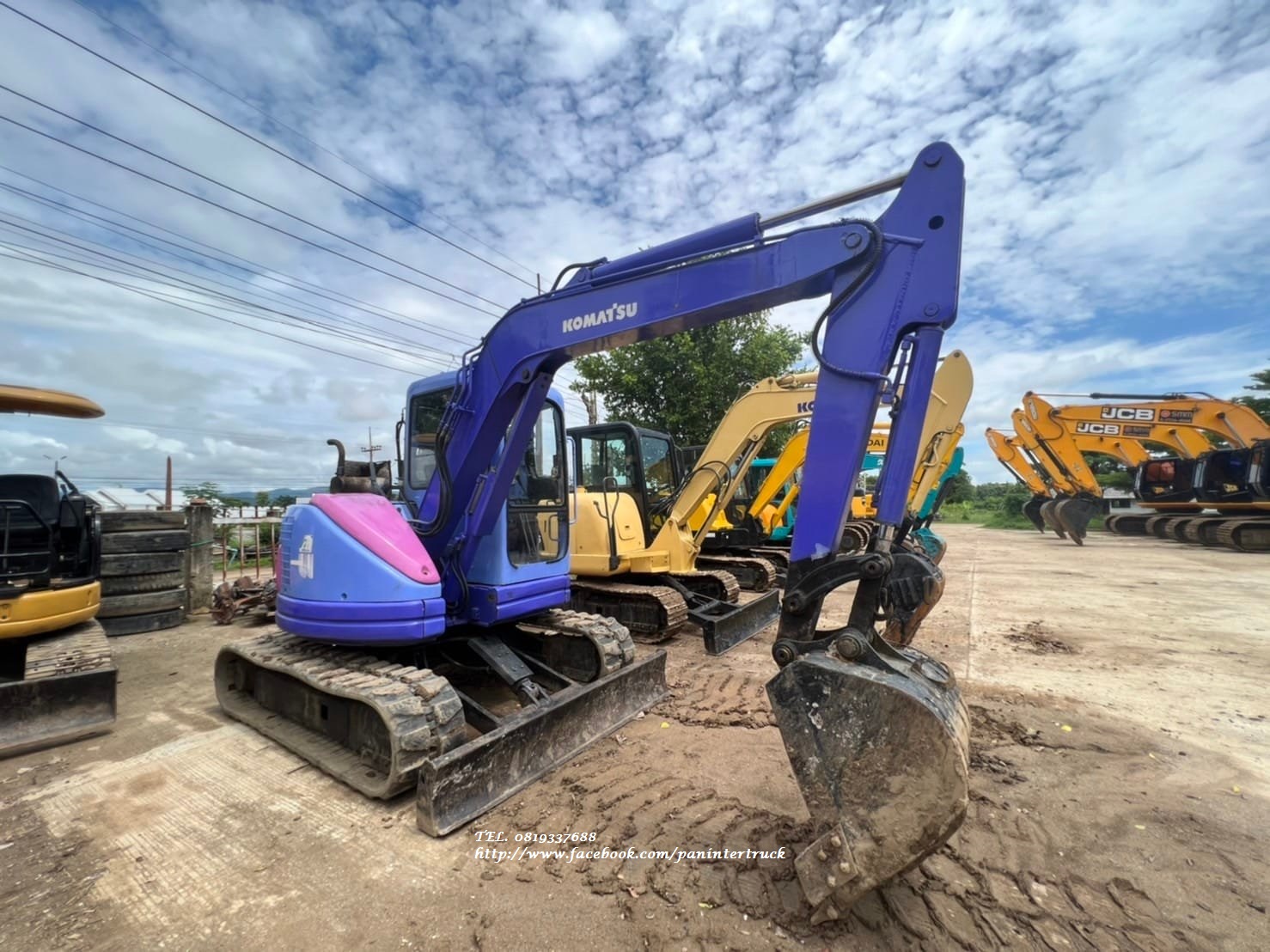 ราคาเท 399,000 บาท เก่านอก เก่าเก็บ รถขุด KOMATSU PC50UU-2E ขนาด 5ตัน ราคาเท 399,000 บาท เก่านอก เก่าเก็บ รถขุด KOMATSU PC50UU-2E ขนาด 5ตัน