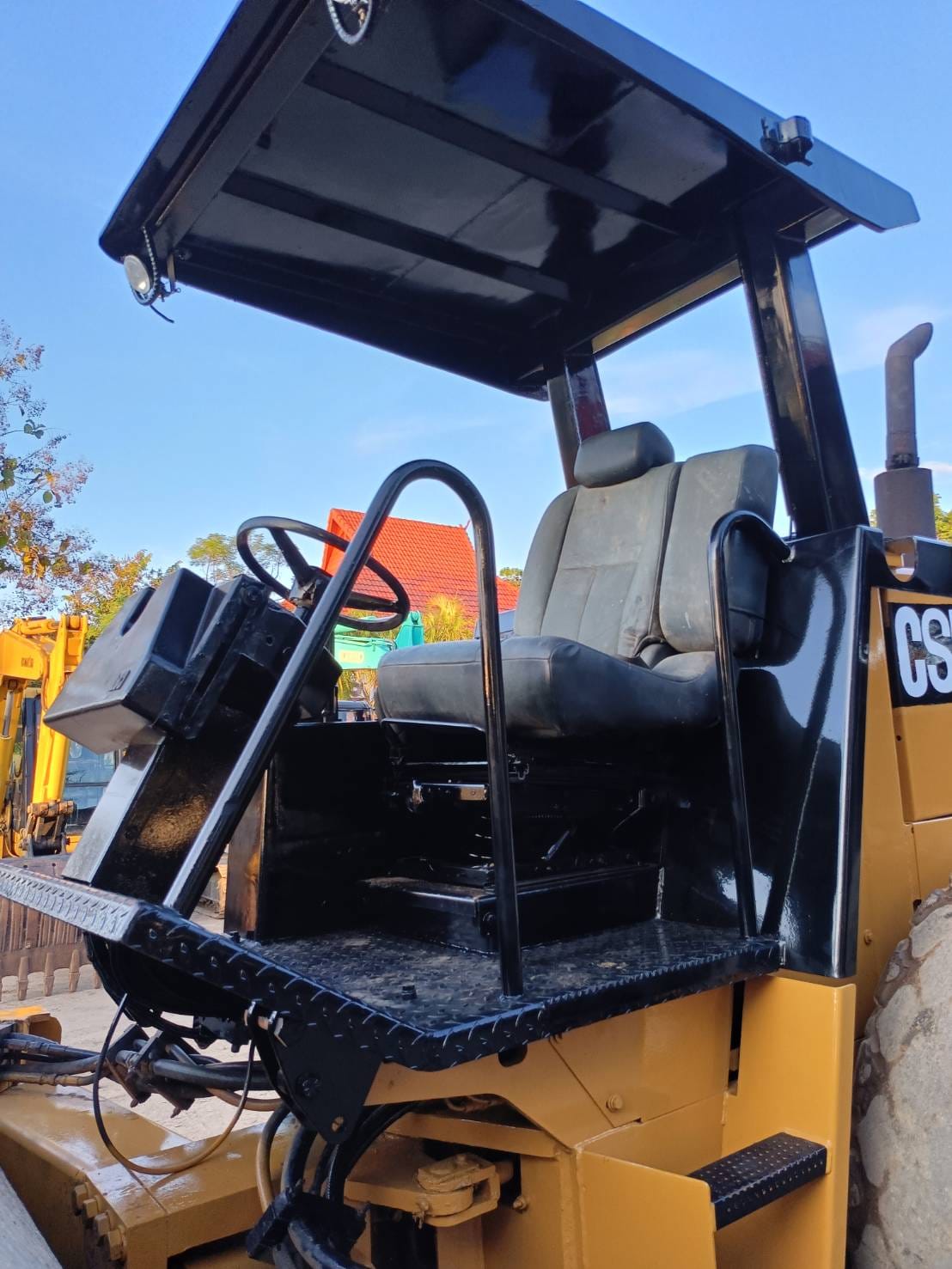 Vายถูกสุดๆ ราคาเพียง 599,000 บาท มีเล่มทะเบียน
รถบดสั่นสะเทือน ล้อเรียบ แคท CATERPILLAR CS563C -7GG
ขนาด10ตัน Vายถูกสุดๆ ราคาเพียง 599,000 บาท มีเล่มทะเบียน
รถบดสั่นสะเทือน ล้อเรียบ แคท CATERPILLAR CS563C -7GG
ขนาด10ตัน