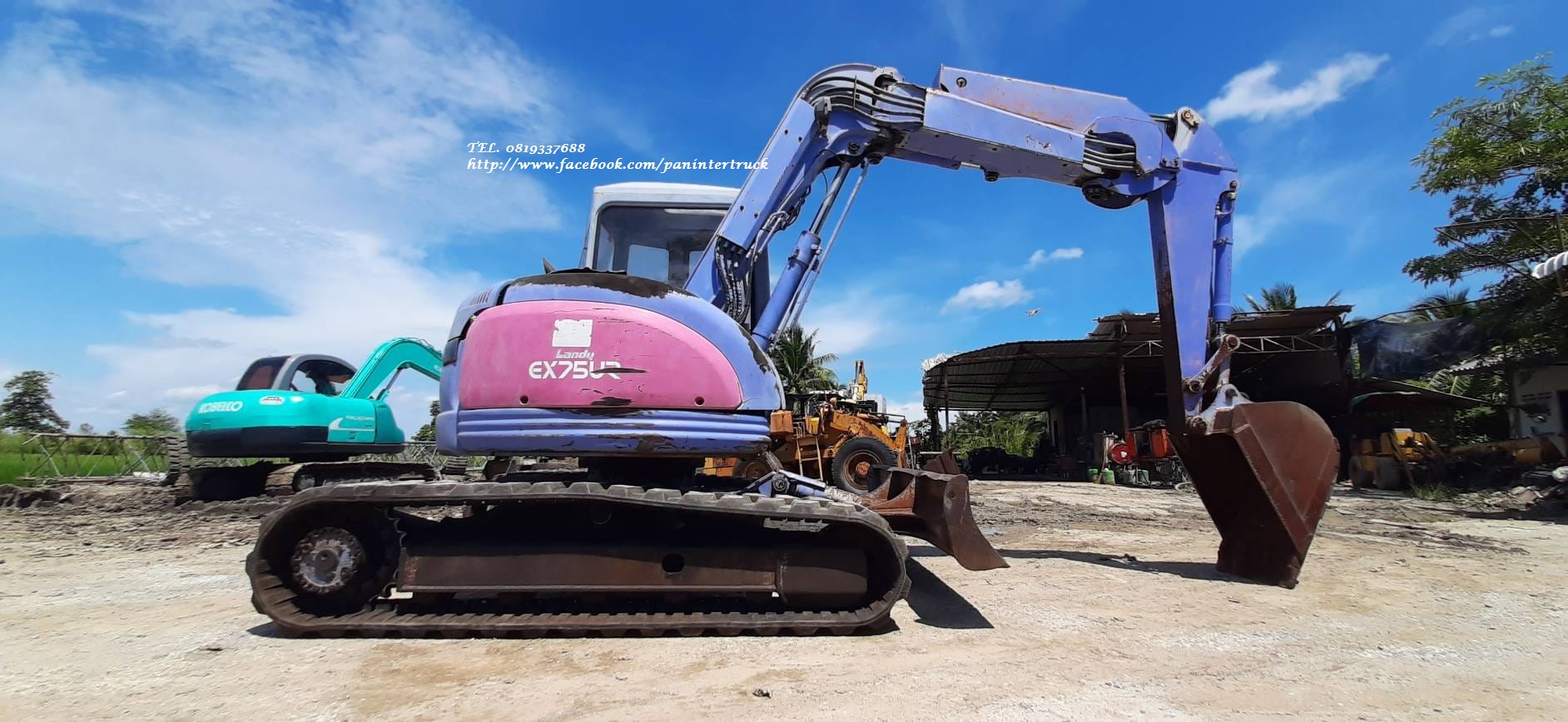 ราคานี้มีอยู่จริง เพียง 399,999 บาท FROMJAPAN HITACHI EX75UR
ขนาด 7 ตัน  มีตู้ มีเก๋ง มีประตู