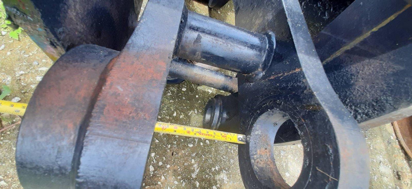 ราคาเพียง 39,900 บาท ตัวคีบปากหนีบไม้ แบบธรรมดา /แบบกรรไกร
GRAPPLE FOR EXCAVATOR 
อุปกรณ์รองรับ สำหรับรถขุดไซค์ 100,120,135