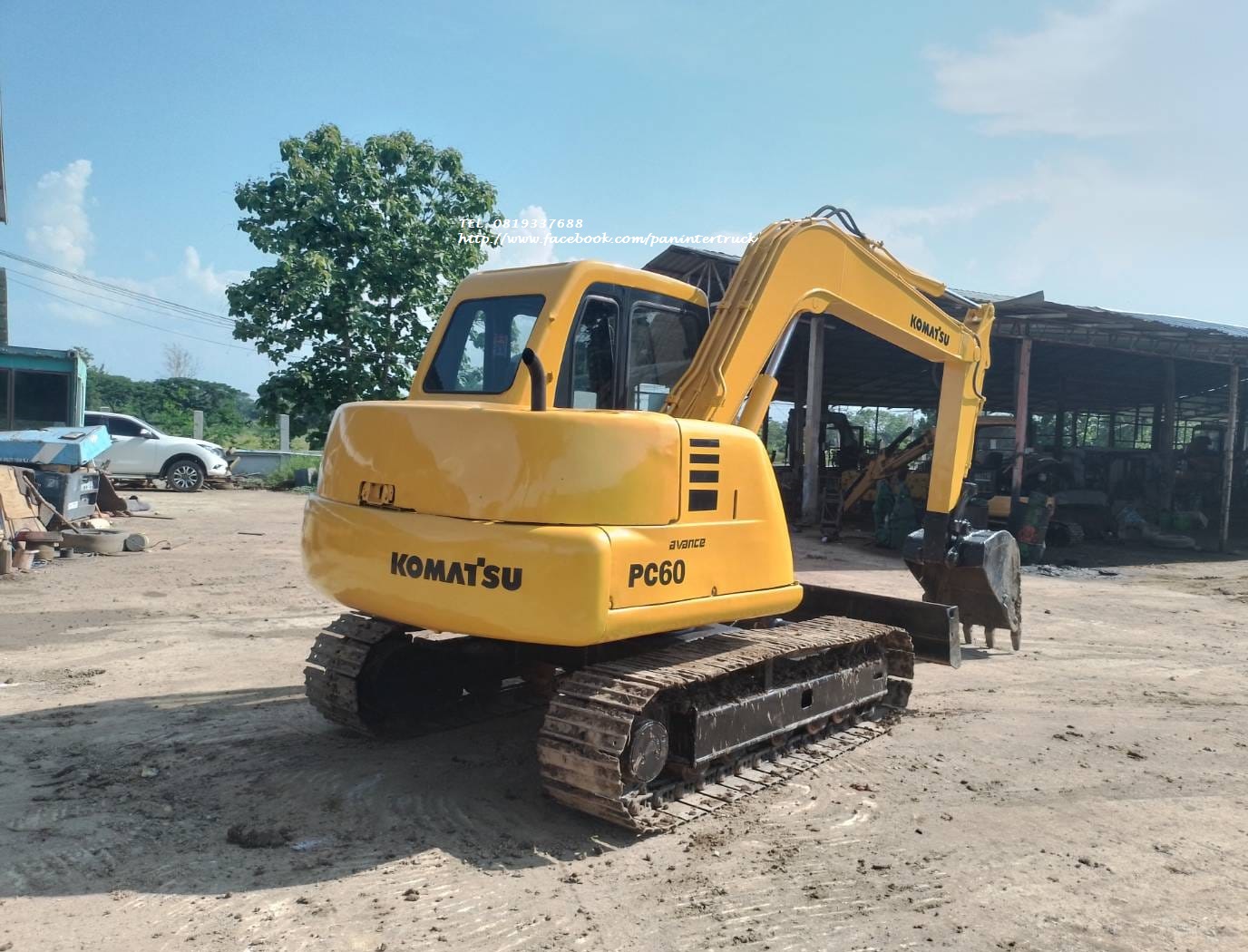 Vายรถขุดโคมัสสุ PC60 รุ่น 7 เก่านอกแท้
 ขนาด 6 ตัน มีอินวอย มีใบมีดดัน
ราคาเพียง 550,000 บาท