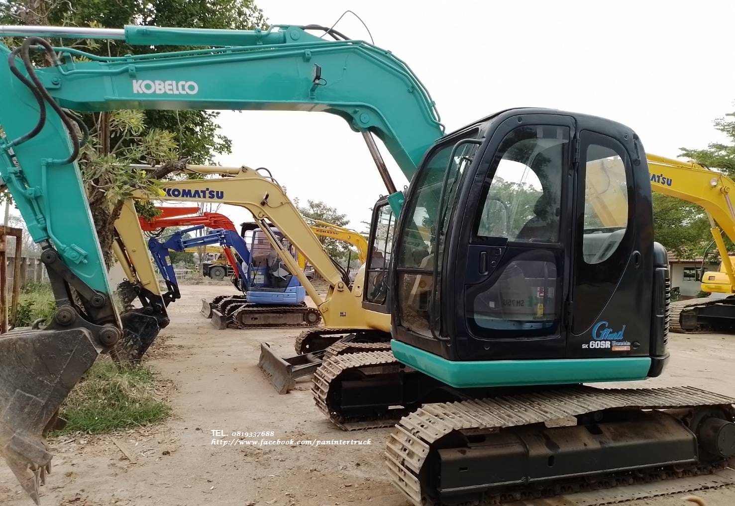 รถขุดเก่านอก มีอินวอย มีตู้ มีเก๋ง มีประตู
แอร์หนาว ราคาเพียง 622,000 บาท
HYD. EXCAVATOR KOBELCO SK60SR รุ่น6