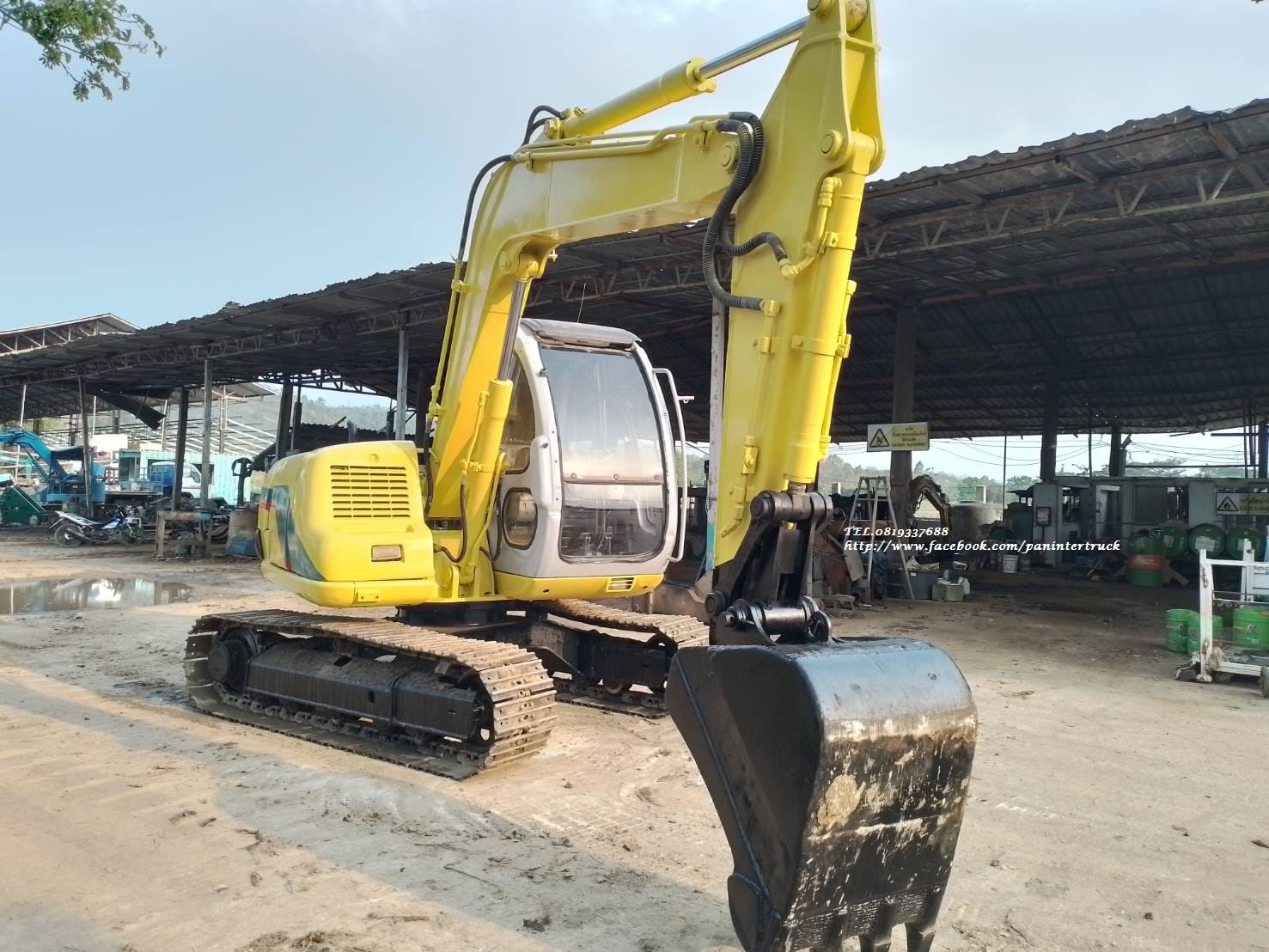 FROM JAPAN แอร์หนาว รถสวยๆรีบเลยจ้า
ราคาเพียง 590,000 บาท รถขุด โกเบ
HYD. EXCAVATOR KOBELCO SK60-3 มาร์คไฟท์
