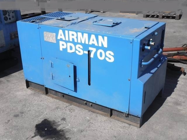 ขายเครื่องปั๊มลม Airman PDS 50S, 70S ขนาด 5 และ 7 บาร์ 50-70cfm เก่านอก โทร. 084-542-4150 พร้อมใช้งานครับ