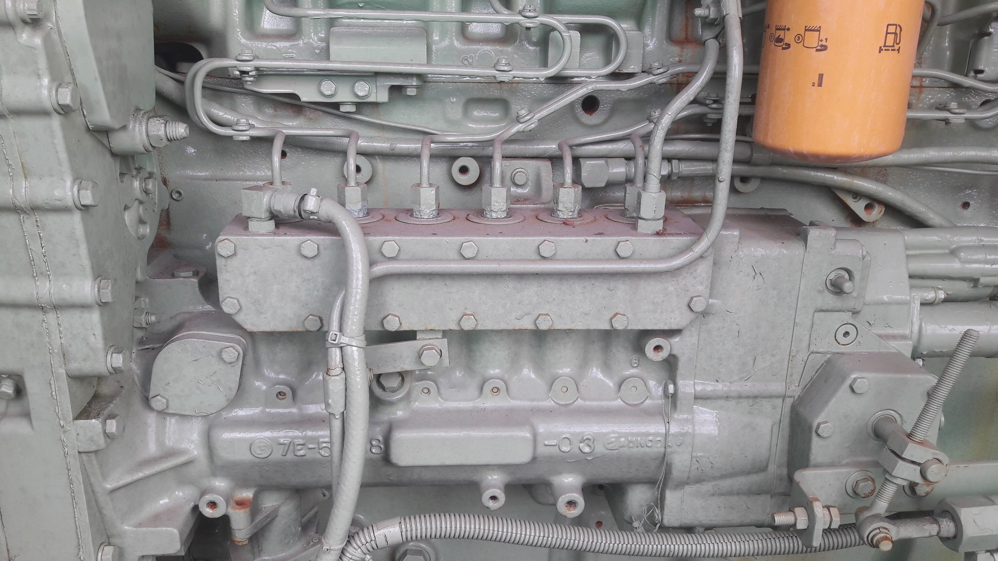 ขายปั้มลม SULLAIR รุ่น H1300 ลม 14-16 บาร์ 1300 cfm 150PSIG เครื่อง CAT 3406T 475 แรงม้า ปั้มลมสกรูส