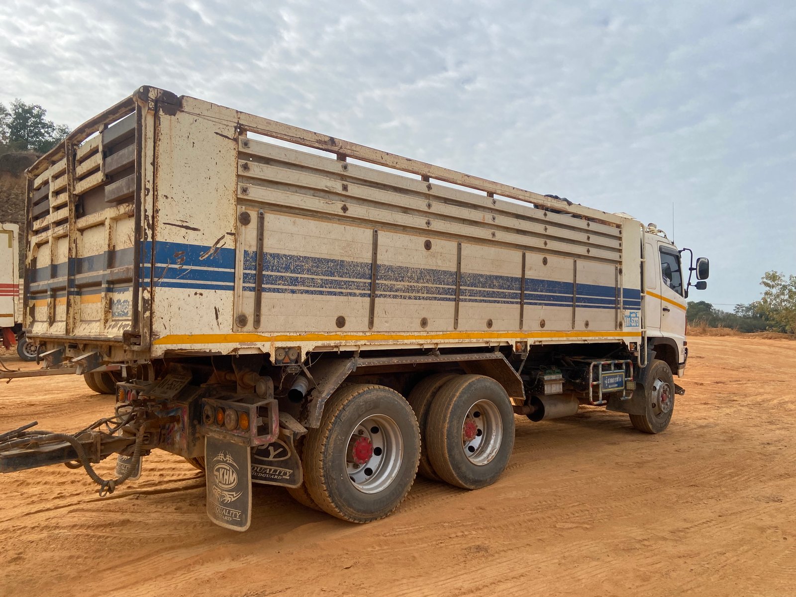 รถบรรทุก HINO FM1A344ปี55พ่วงแม่ลูก3คาน รถบรรทุก HINO FM1A344ปี55พ่วงแม่ลูก3คาน