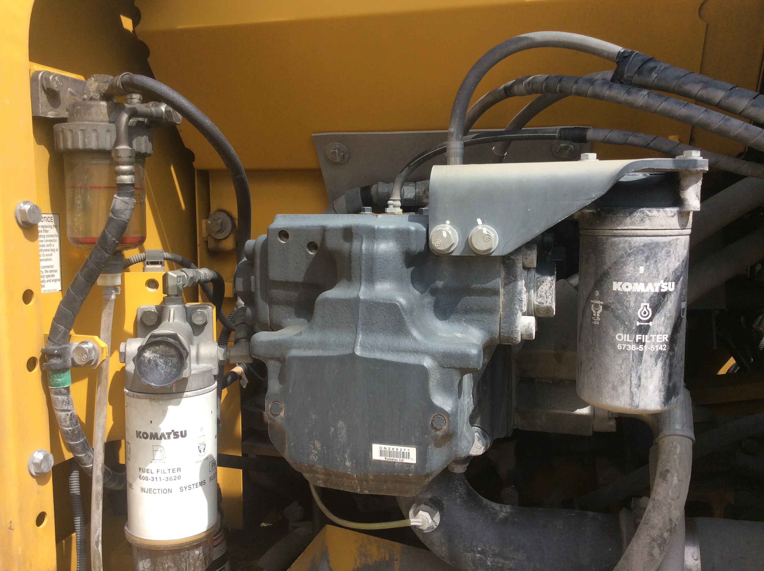 ขายรถแบคโฮKOMATSU PC200 8MO จอเหลือง เดิมๆไม่เคยเปิด