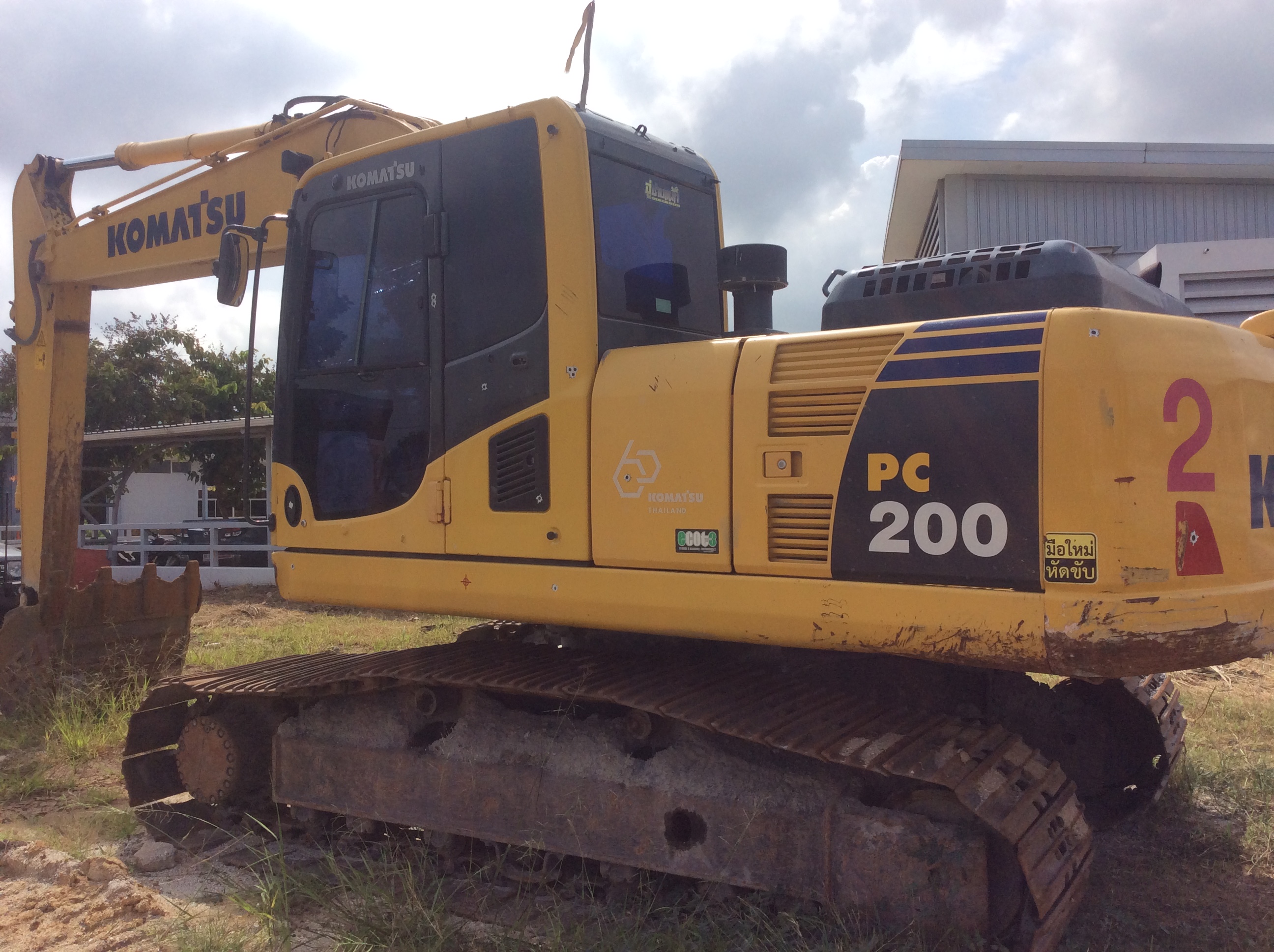ขายรถแบคโฮKOMATSU PC200 8MO จอเหลือง เดิมๆไม่เคยเปิด