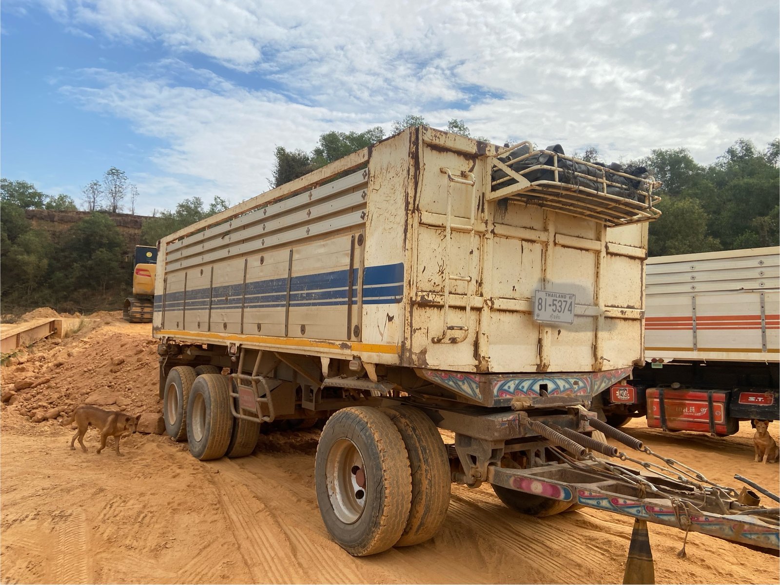 รถบรรทุก HINO FM1A344ปี55พ่วงแม่ลูก3คาน รถบรรทุก HINO FM1A344ปี55พ่วงแม่ลูก3คาน