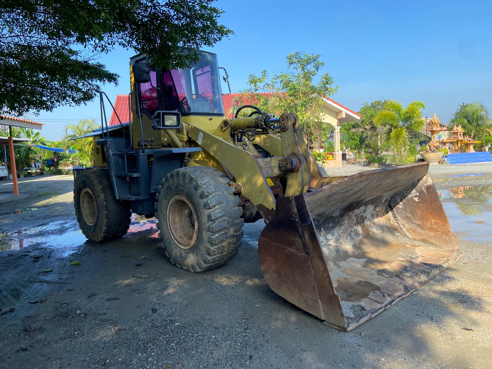 รถตัล้อยางKOMATSU wa300 ญี่ปุ่นมือสองพร้อมใช้งาน