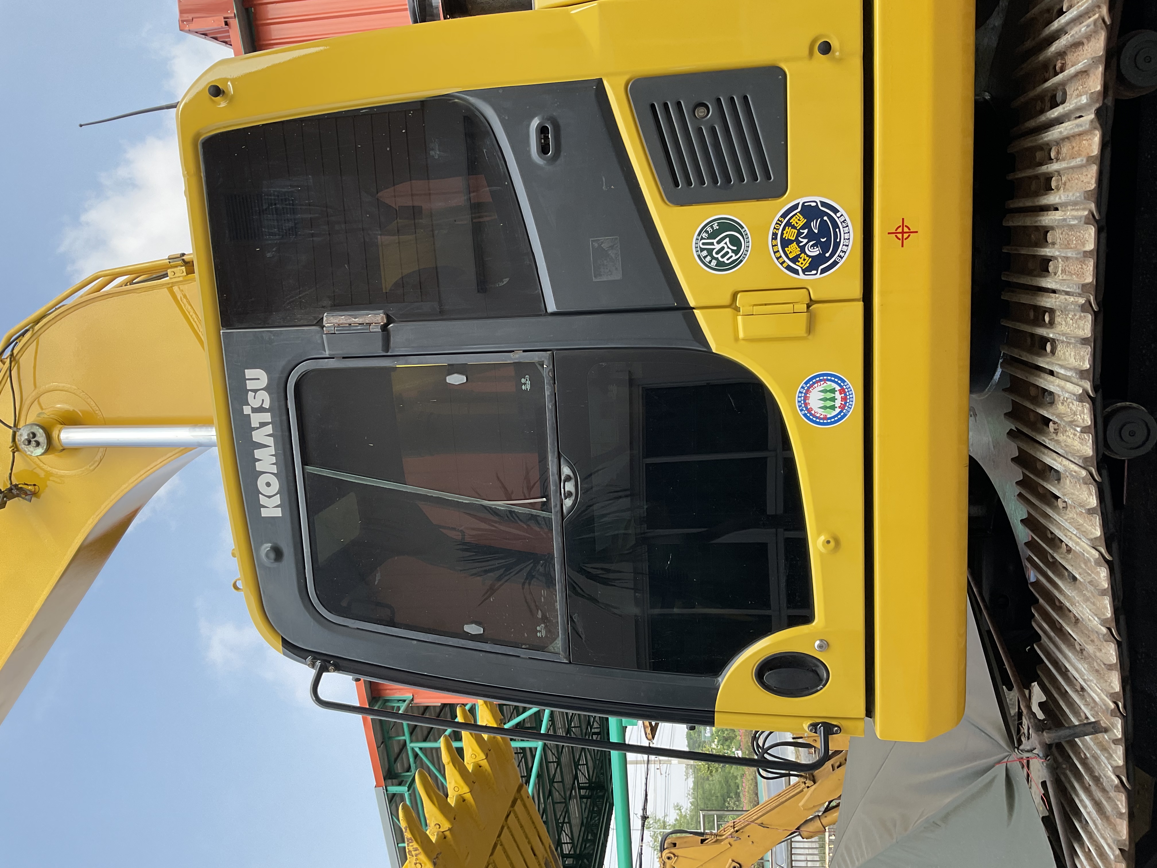 ขายรถขุดKOMATSU PC220-8M0 ขายรถขุดKOMATSU PC220-8M0