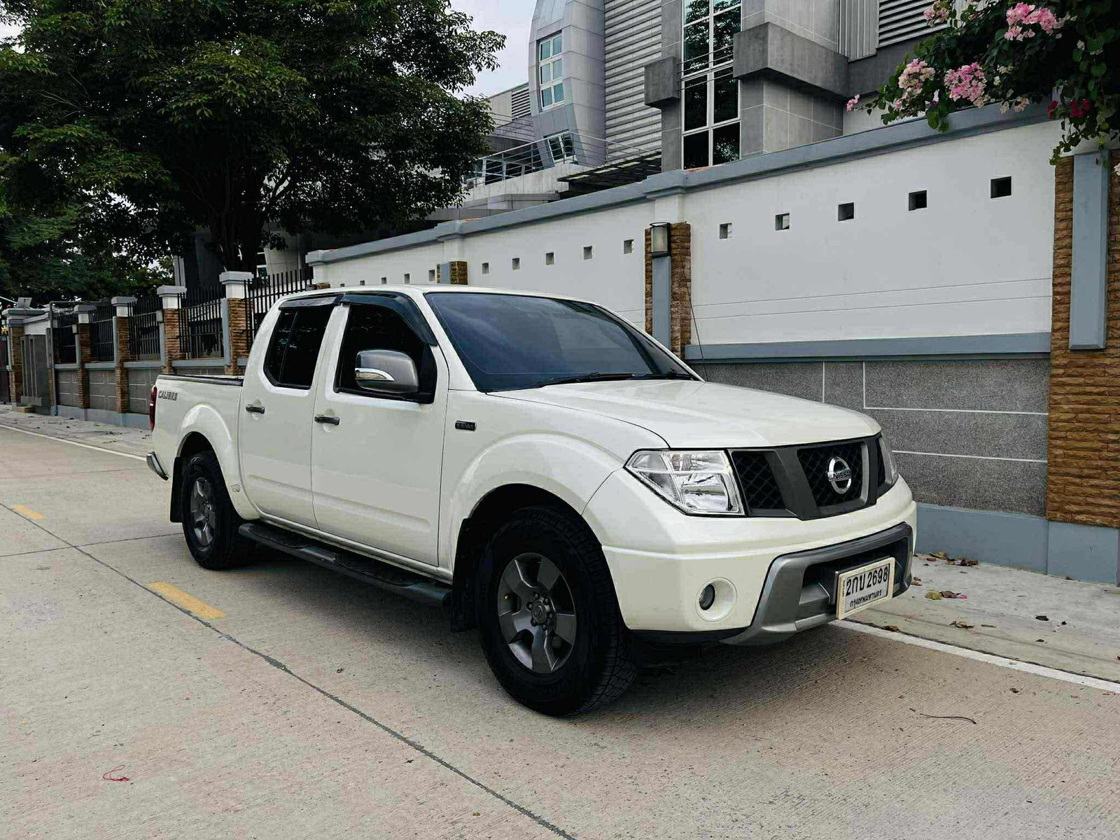 Nissan Navara Calibre ปี 2013 สดเท่านั้น💰159,000💰 4ประตู ตัวสูง เกียร์mt เครื่องยนต์ดีเซล 2,500 เ Nissan Navara Calibre ปี 2013 สดเท่านั้น💰159,000💰 4ประตู ตัวสูง เกียร์mt เครื่องยนต์ดีเซล 2,500 เ