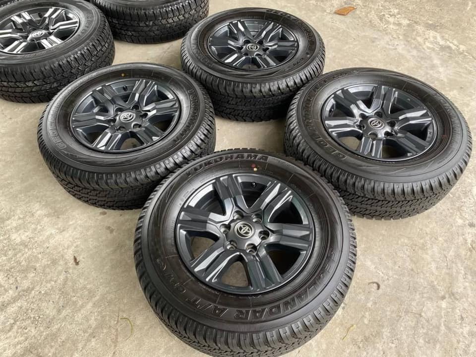 ล้อ TOYOTA New Revo ขอบ17 6รู139.7 สีเดิมโรงงาน ใหม่กริ๊ป พร้อมยางป้ายแดง YOKOHAMA GEOLANDAR G94 265/65/17 ปี21