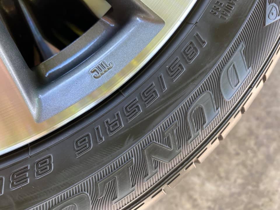 ล้อ HONDA City รุ่นท็อป ขอบ16 4รู100 สภาพใหม่ ไร้ร้อย พร้อมยาง DUNLOP 185/55-16 ปี17