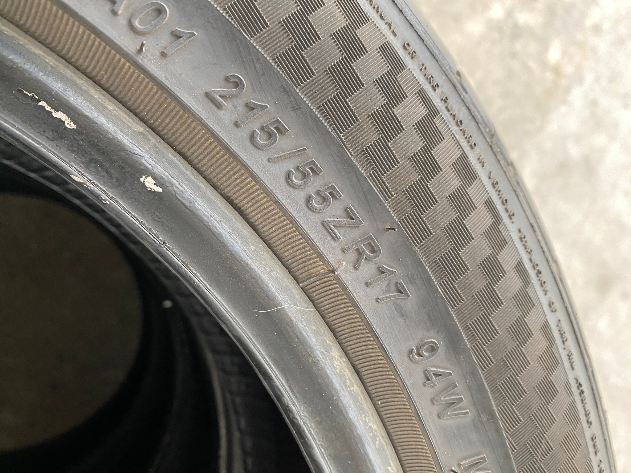 ยาง DEESTONE PREMIUM Tourer 215/55-17 ปี20