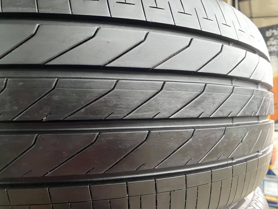 ยาง BRIDGESTONE TURANZA T005A 235/45R18 ปี19